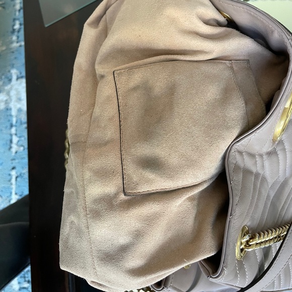 Gucci Marmont Matelasse Leather Tote - Picture 7 of 13